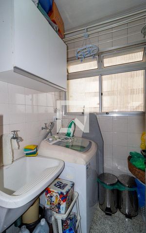 Apartamento à venda com 85m², 3 quartos e 2 vagas Apartamento à venda com 85m², 3 quartos e 2 vagasÁrea de Serviço