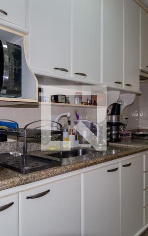 Apartamento à venda com 85m², 3 quartos e 2 vagas Apartamento à venda com 85m², 3 quartos e 2 vagasCozinha
