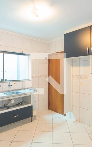 Casa à venda com 163m², 3 quartos e 3 vagas Casa à venda com 163m², 3 quartos e 3 vagasCozinha