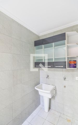 Casa à venda com 163m², 3 quartos e 3 vagas Casa à venda com 163m², 3 quartos e 3 vagasÁrea de Serviço