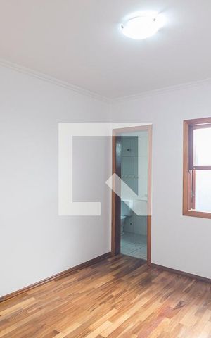 Casa à venda com 163m², 3 quartos e 3 vagas Casa à venda com 163m², 3 quartos e 3 vagasQuarto 2 Suite