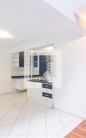 Casa à venda com 163m², 3 quartos e 3 vagas Casa à venda com 163m², 3 quartos e 3 vagasCopa