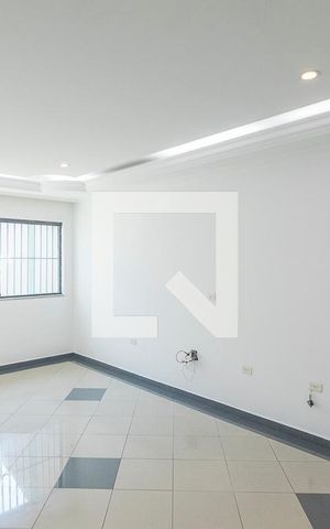 Casa à venda com 163m², 3 quartos e 3 vagas Casa à venda com 163m², 3 quartos e 3 vagasSala