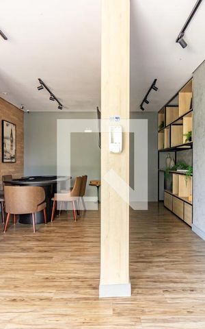 Apartamento à venda com 230m², 4 quartos e 3 vagas Apartamento à venda com 230m², 4 quartos e 3 vagasÁrea comum - Salão de jogos