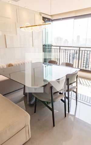 Apartamento à venda com 230m², 4 quartos e 3 vagas Apartamento à venda com 230m², 4 quartos e 3 vagasVaranda