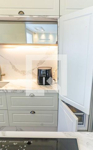 Apartamento à venda com 230m², 4 quartos e 3 vagas Apartamento à venda com 230m², 4 quartos e 3 vagasCozinha