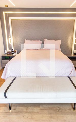 Apartamento à venda com 230m², 4 quartos e 3 vagas Apartamento à venda com 230m², 4 quartos e 3 vagasSuíte 4