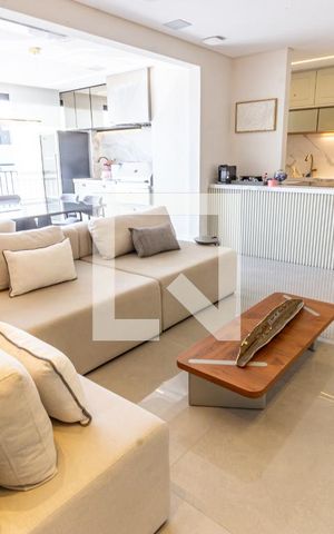 Apartamento à venda com 230m², 4 quartos e 3 vagas Apartamento à venda com 230m², 4 quartos e 3 vagasSala