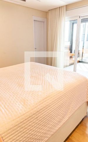 Apartamento à venda com 230m², 4 quartos e 3 vagas Apartamento à venda com 230m², 4 quartos e 3 vagasSuíte 4