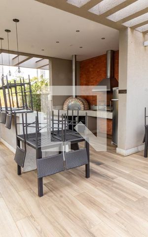 Apartamento à venda com 230m², 4 quartos e 3 vagas Apartamento à venda com 230m², 4 quartos e 3 vagasÁrea comum - Churrasqueira