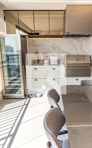 Apartamento à venda com 230m², 4 quartos e 3 vagas Apartamento à venda com 230m², 4 quartos e 3 vagasVaranda