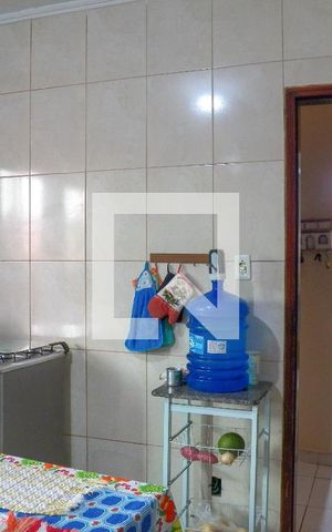 Casa à venda com 190m², 2 quartos e 1 vaga Casa à venda com 190m², 2 quartos e 1 vagaCozinha/Copa