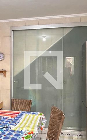 Casa à venda com 190m², 2 quartos e 1 vaga Casa à venda com 190m², 2 quartos e 1 vagaCozinha/Copa