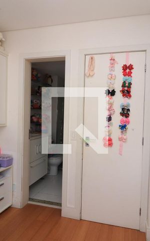 Apartamento à venda com 105m², 3 quartos e 2 vagasQuarto 2 - Suíte