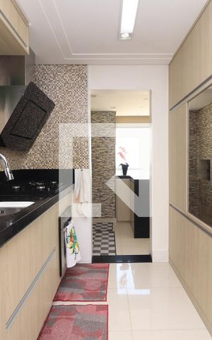 Apartamento à venda com 105m², 3 quartos e 2 vagasCozinha
