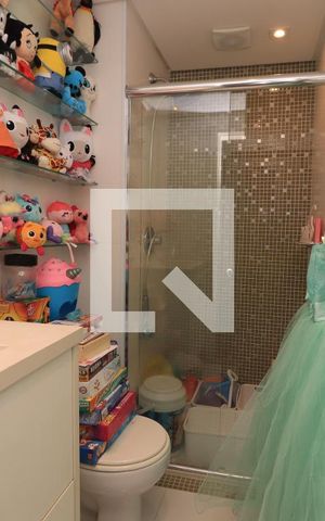 Apartamento à venda com 105m², 3 quartos e 2 vagasBanheiro da Suíte 2