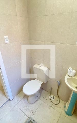 Casa à venda com 85m², 3 quartos e 1 vagaBanheiro