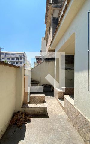 Casa à venda com 85m², 3 quartos e 1 vagaFrente 