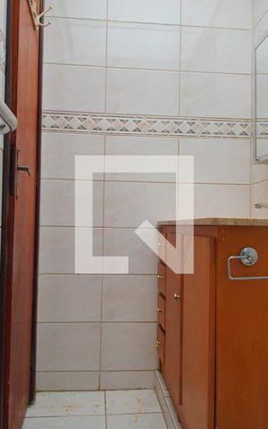 Apartamento para alugar com 87m², 2 quartos e sem vagaBanheiro da Suíte