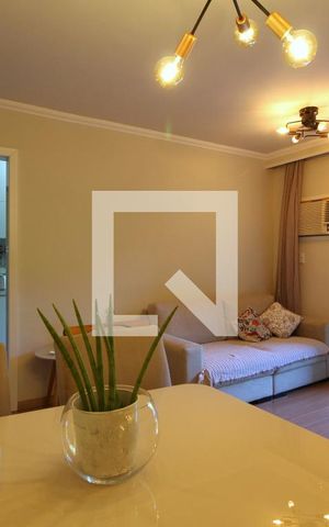Apartamento à venda com 48m², 2 quartos e 2 vagasSala