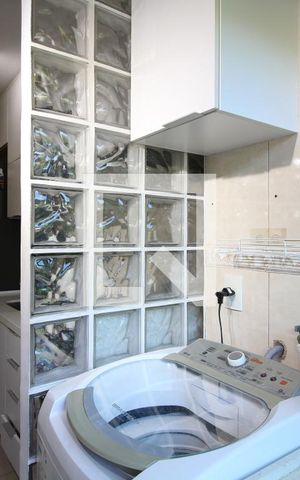 Apartamento à venda com 48m², 2 quartos e 2 vagasÁrea de Serviço