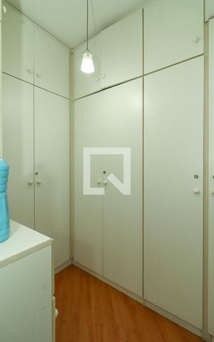 Apartamento à venda com 266m², 4 quartos e 2 vagas Apartamento à venda com 266m², 4 quartos e 2 vagasDispensa
