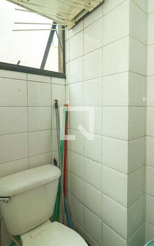 Apartamento à venda com 266m², 4 quartos e 2 vagas Apartamento à venda com 266m², 4 quartos e 2 vagasBanheiro de serviço