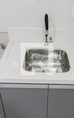 Apartamento à venda com 110m², 3 quartos e sem vaga Apartamento à venda com 110m², 3 quartos e sem vagaCozinha e Área de Serviço