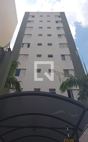 Apartamento à venda com 33m², 1 quarto e 1 vaga Apartamento à venda com 33m², 1 quarto e 1 vagaFachada