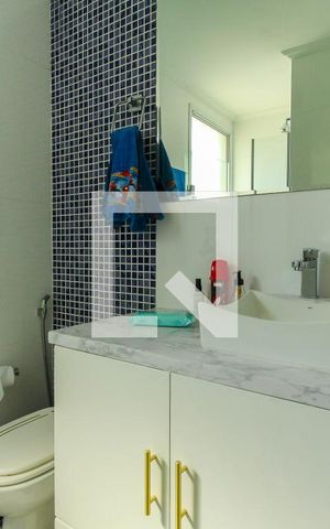 Apartamento à venda com 234m², 3 quartos e 4 vagas Apartamento à venda com 234m², 3 quartos e 4 vagasBanheiro da Suíte 3