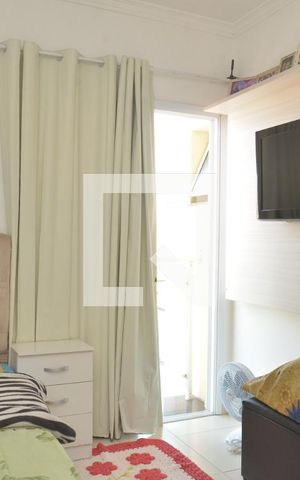 Apartamento à venda com 220m², 4 quartos e 2 vagasQuarto