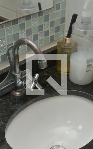 Apartamento à venda com 220m², 4 quartos e 2 vagasBanheiro