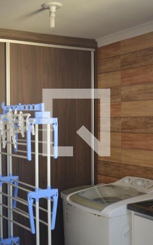 Apartamento à venda com 220m², 4 quartos e 2 vagasDetalhe da área de serviço