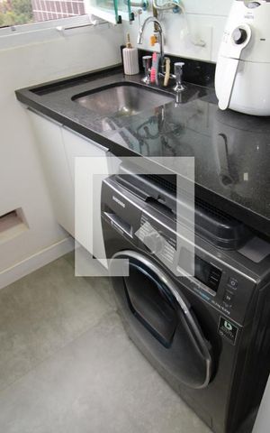 Apartamento à venda com 42m², 1 quarto e 1 vagaÁrea de Serviço
