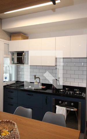 Apartamento à venda com 42m², 1 quarto e 1 vagaSala / Cozinha