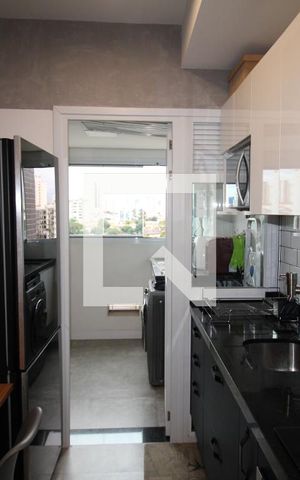 Apartamento à venda com 42m², 1 quarto e 1 vagaSala / Cozinha