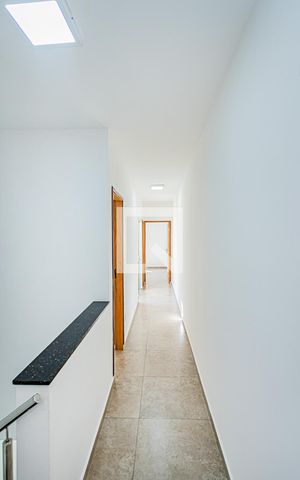 Casa para alugar com 136m², 3 quartos e 2 vagas Casa para alugar com 136m², 3 quartos e 2 vagasCorredor
