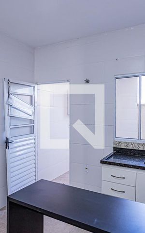 Casa para alugar com 136m², 3 quartos e 2 vagas Casa para alugar com 136m², 3 quartos e 2 vagasCozinha