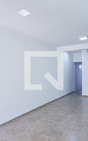Casa para alugar com 136m², 3 quartos e 2 vagas Casa para alugar com 136m², 3 quartos e 2 vagasSala
