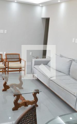 Casa à venda com 450m², 4 quartos e 2 vagasSala