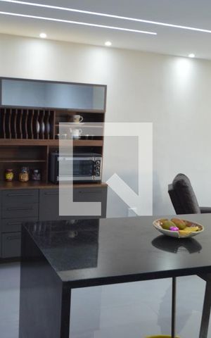 Casa à venda com 450m², 4 quartos e 2 vagasCozinha