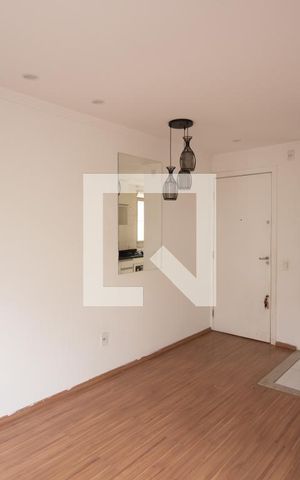 Apartamento à venda com 41m², 2 quartos e 1 vaga Apartamento à venda com 41m², 2 quartos e 1 vagaSala