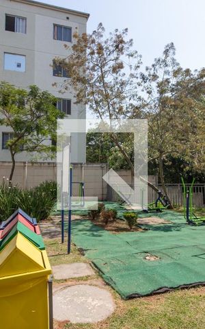 Apartamento à venda com 41m², 2 quartos e 1 vaga Apartamento à venda com 41m², 2 quartos e 1 vagaÁrea Comum - Playground