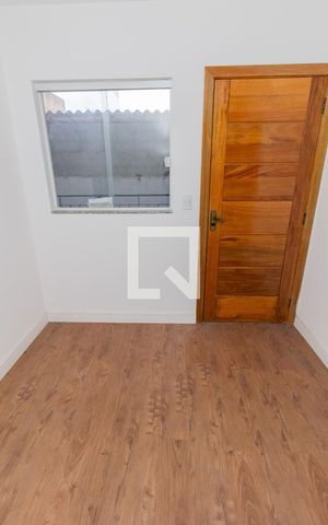 Apartamento à venda com 38m², 2 quartos e sem vaga Apartamento à venda com 38m², 2 quartos e sem vagaSala