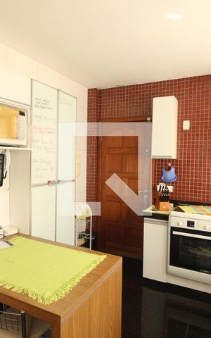 Apartamento à venda com 400m², 5 quartos e 6 vagasCozinha