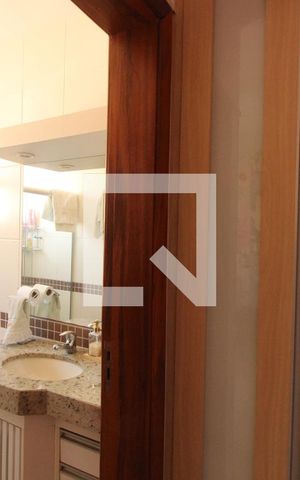 Apartamento à venda com 400m², 5 quartos e 6 vagasBanheiro 