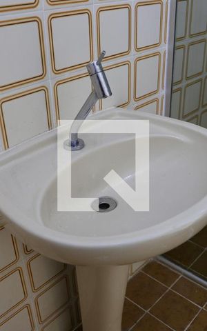 Apartamento à venda com 60m², 2 quartos e 1 vaga Apartamento à venda com 60m², 2 quartos e 1 vagaBanheiro