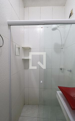 Casa para alugar com 50m², 2 quartos e sem vaga Casa para alugar com 50m², 2 quartos e sem vagaBanheiro