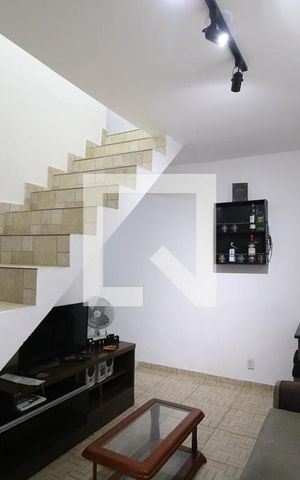 Casa para alugar com 50m², 2 quartos e sem vaga Casa para alugar com 50m², 2 quartos e sem vagaSala