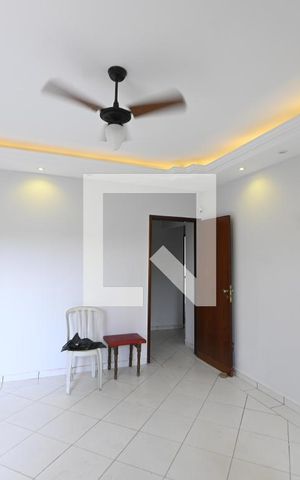 Casa à venda com 300m², 4 quartos e 7 vagasSala